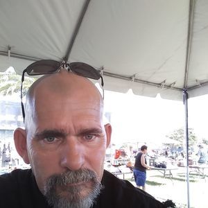 Meet your Posher, Brett